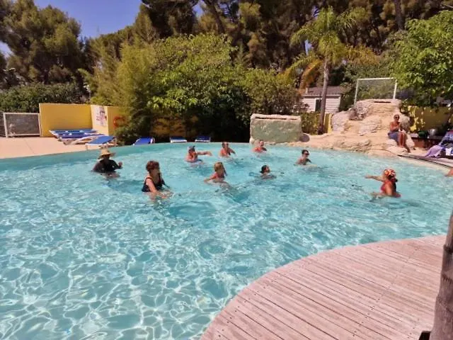 De Ceyreste - Maeva Campsite