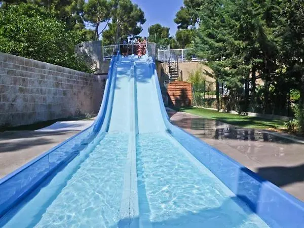 Campsite De Ceyreste - Maeva 4*