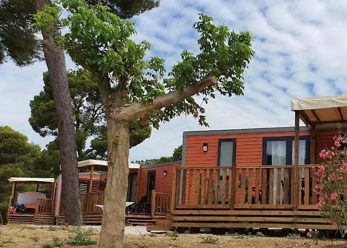 Campsite De Ceyreste - Maeva